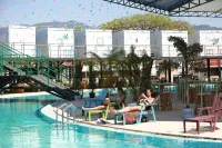 Pool Party Hotel Các khách sạn gần Haven Spa