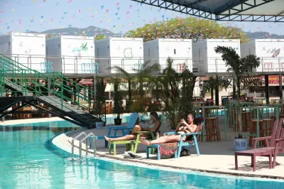 Pool Party Hotel