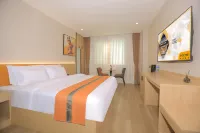 Elong ME Hotel (Nanping Jianyang Bus Station Sanzhong)