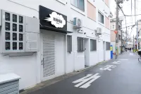 Oyasumi  manga  hotel