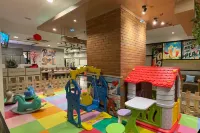 eL ROYALE by Farizi Rooms