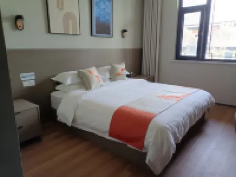 Dihua City Youth Apartment Hotels in Danfeng