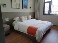 Dihua City Youth Apartment Hotel di Danfeng