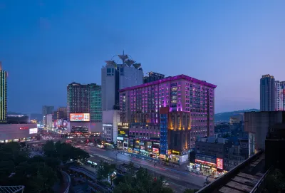 Changsha Tuyi Oriental Hotel (Wuyi Square IFS Guojin Center Branch) Hotels near Wuyi Square