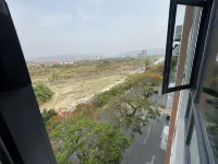 Ruili Bai'an Riverview Hotel (Delong International Jewelry City Branch) - Bergblick