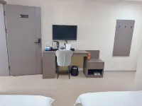 康鴻雲宿