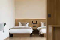 Floral Hotel·Yishan Riverside Homestay (Maoshan Oriental Salt Lake City Branch) Hotels in Oriental Saltlake Resort