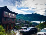 Yuelai Courtyard Hotel (Longsheng Longji Terrace Observation Deck)