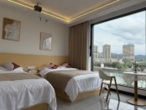 evening twilight Hotels in Shibing