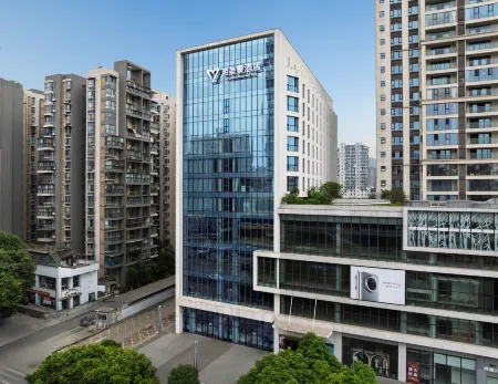 Yuemeijing Hotel Отели рядом с достопримечательностью «Sichuan Construction Department Televison University Branch (Junior College)»