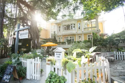 Bayview Hotel (Gulangyu Sanqiutian Wharf Longtou Road Snack Street Store Hotels in Landschaft von Gulangyu