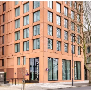 Premier Inn London Waterloo (Lambeth Road) Отели рядом с достопримечательностью «Театр Олд-Вик»