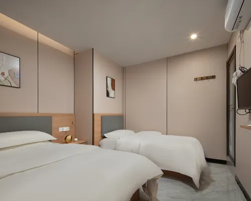 Anlv Homestay (Kunming Railway Station Branch) Hotels near محطة كونمينغ للسكك الحديدية