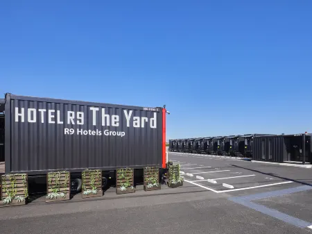 Hotel R9 the Yard Higashiomi Отели рядом с достопримечательностью «Gokashokondo Street»