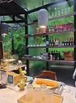Mid-Levels Homestay - Barer