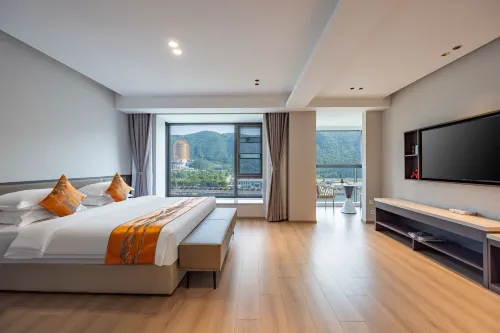 Shangjin Guanlan Hot Spring Hotel - 3-Star
