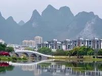 Chengji Hotel (Hezhou Government Ailianhu Square) - con vista montagne