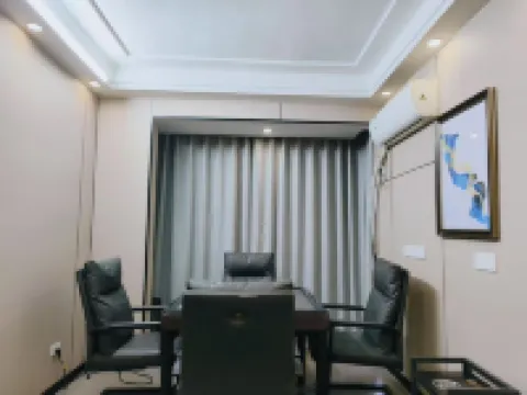 Aimu Hotel (Changge Yifeng City Plaza) Hotels in Changge