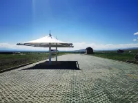 Bayanbulak Tingshui Bay Camping Hotel - parking