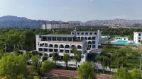 Taijidao Shanshui Jing'an Hotel