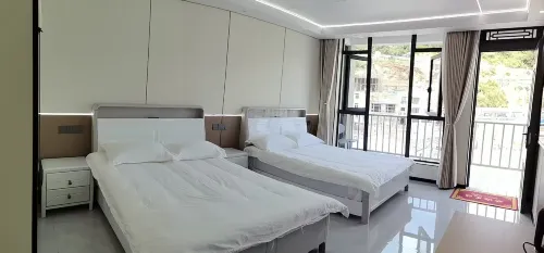 Nanji Half-Mountain Half-Sea Homestay