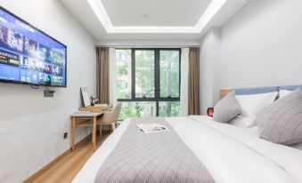 Shanghai Siyatu Hotel (Jingan District Wuning Road Subway Station Branch)