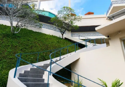 普吉山頂養生度假村