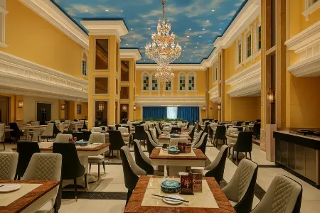 Alice • Shuishanfang |HONORABLEINCOMPARADBLE Hotel (Beijing Road, Provincial People's Отели рядом с достопримечательностью «Mao Zedong's Former Residence Relic Site»