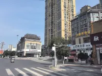 LanYue Hotel - parking