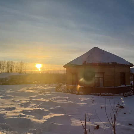 Fuyuan Zhejie Sister Homestay (Nangang Hezhe Ethnic Village)