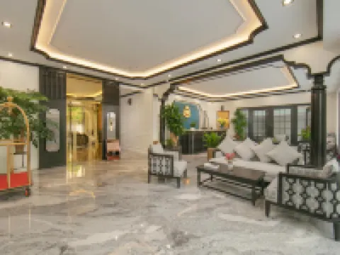 皇家酒店 - Vinhomes 海洋公園 3 號 義柱社酒店