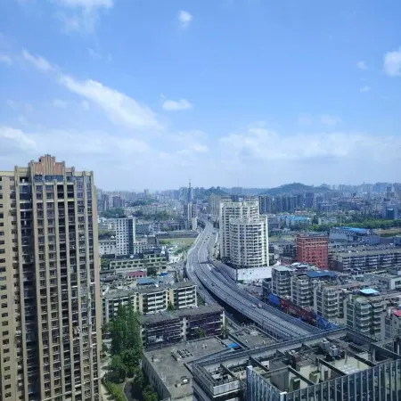 Ni Hao Hotel (Yichun Drum Tower Pedestrian Street Runda International)