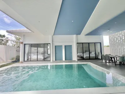 The Botany Pool Villa Hotels in Huai Kapi