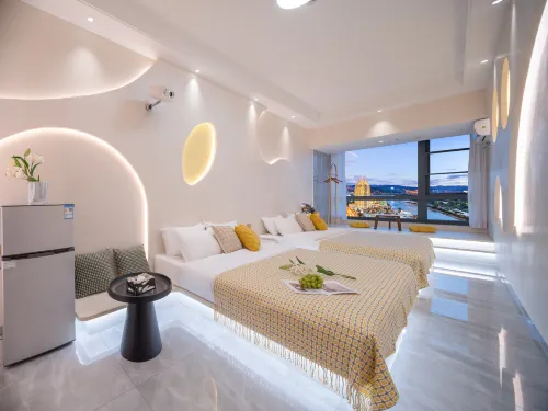 Jinghong Huaxi Private Enjoyment River View Hotel