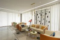 Manfeng Four Seasons Plus Hotel (Binyang Phoenix Lake Park Liwo Plaza Branch)