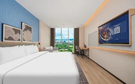 Liyi Hotel (Kunming Chunrong Street Subway Station Colorful Yunnan First City Branch)