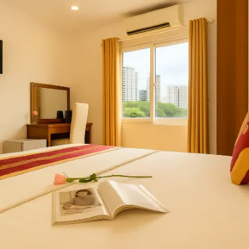 King Hotel Saigon Airport Hotels near Ga Gò Vấp