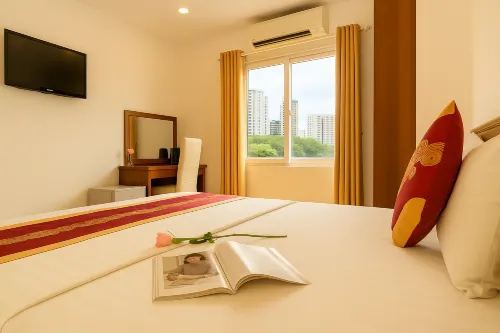 King Hotel Saigon Airport