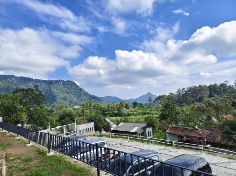 Luma Senja Villa & Cabin