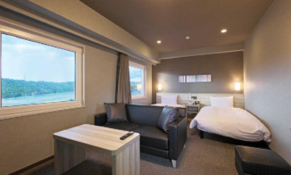 HOTEL ROUTE INN KUWANA