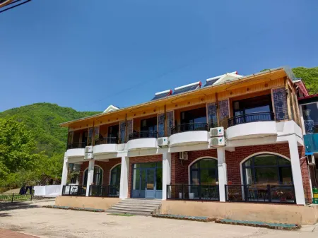 DandongQinshgouHanbiHouseHomestay