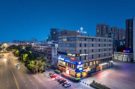 Hotel Qian Chen Xi Отели рядом с достопримечательностью «Tonglv Passenger Transport Terminal»