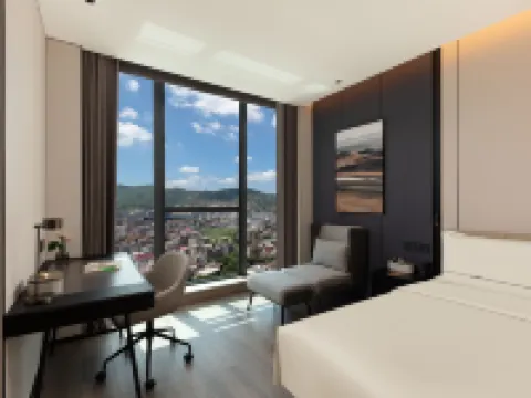 Quanzhou Nan'an Nanyang Fortune Center Atour Hotel Hotels in Nan'an