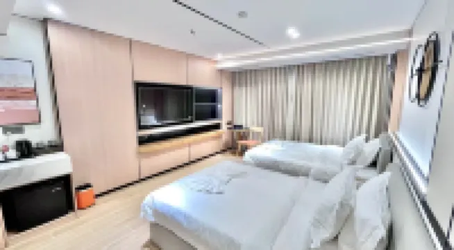 Man Tony Hotel Pattaya Hôtels à proximité de : Gare routière de Pattaya