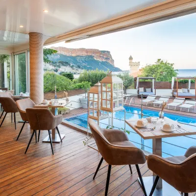 Best Western Plus la Rade Hotels near Cassis