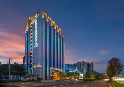 La Quinta by Wyndham Chengdu Jinniu Hotel berhampiran Huanghua Commercial Street