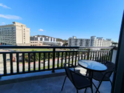 Haiyue Bay Xiaoyuan Homestay (Yangjiang Pearl Bay)