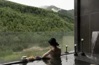 Luxury Mountain View Hot Spring Resort (Private Oxygen Spa Hotel at the Foot of the Snowy Mountain) - suối nước nóng