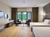 Park Dedeman Sisli Hotels near Axis Istanbul