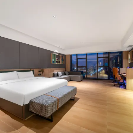 Jinnang Fanyu Hotel (Zhanjiang Bay Bridge Wanda)